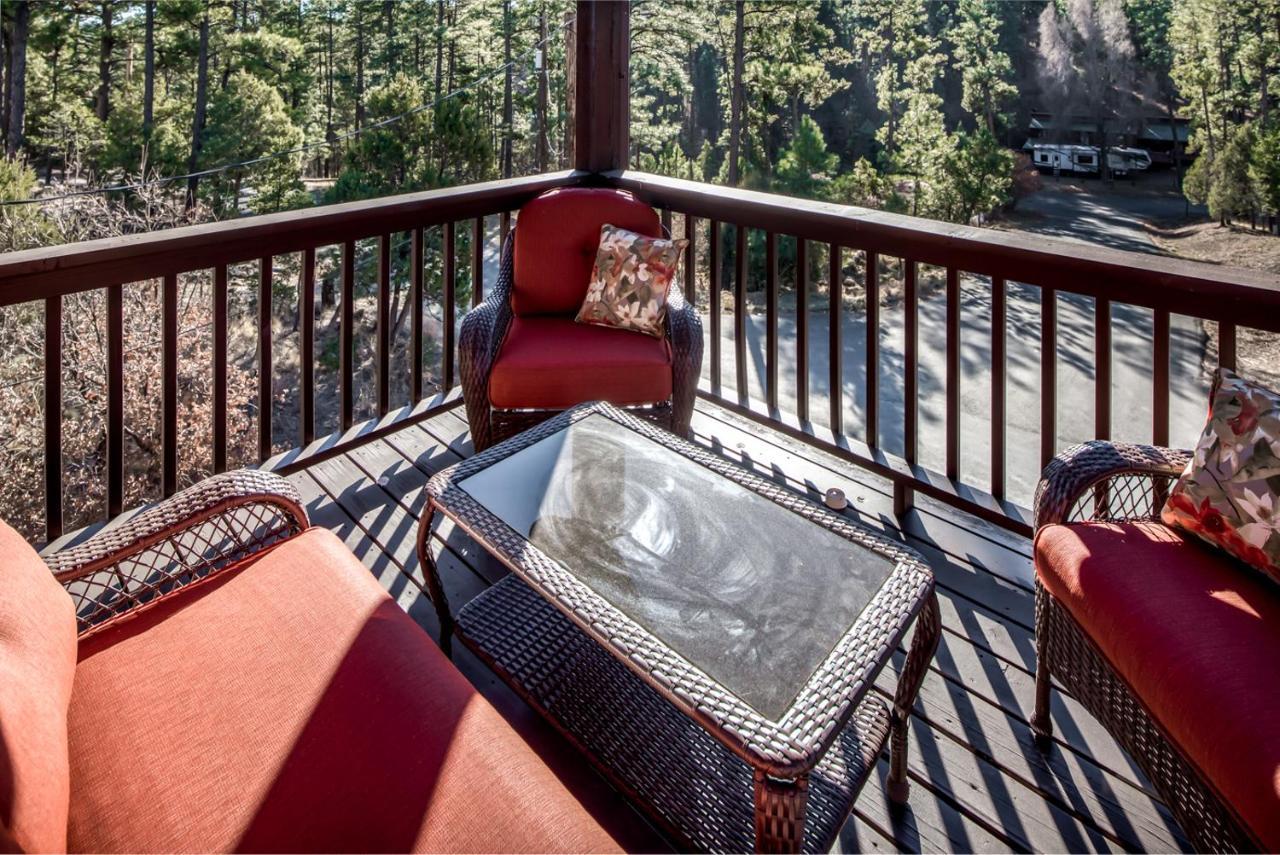 Fifth Dimension, 2 Bedrooms, Wifi, Hot Tub, Game Table, Grill, Sleeps 4 루이도소 외부 사진